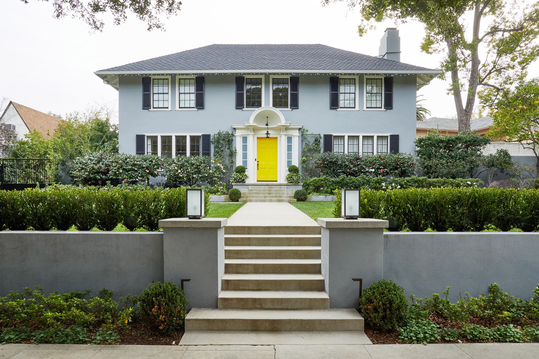 The Inspiration Behind Coastal California Exterior Paint Colors