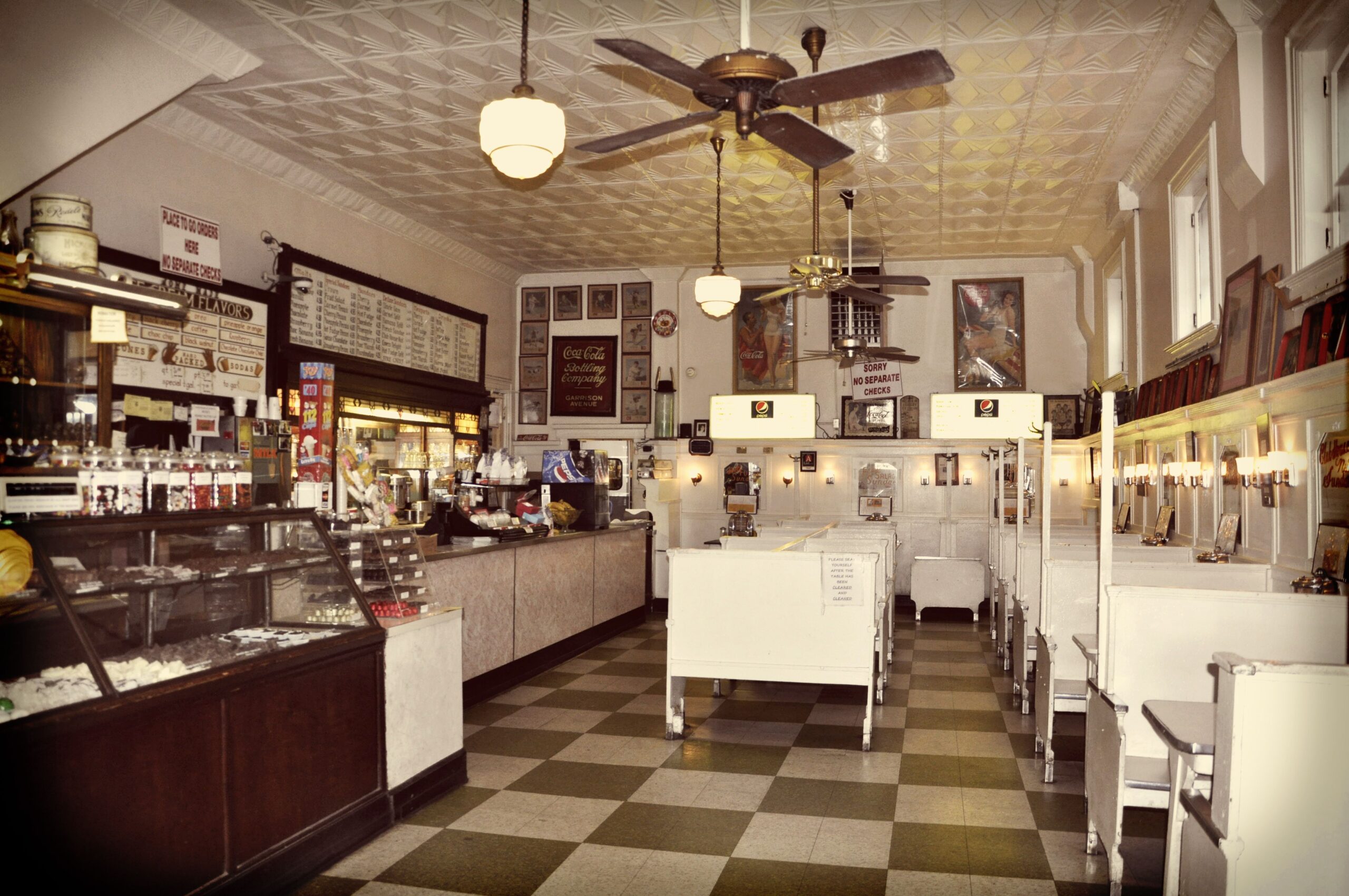 What Makes an Ice Cream Parlor "Old Fashioned"?